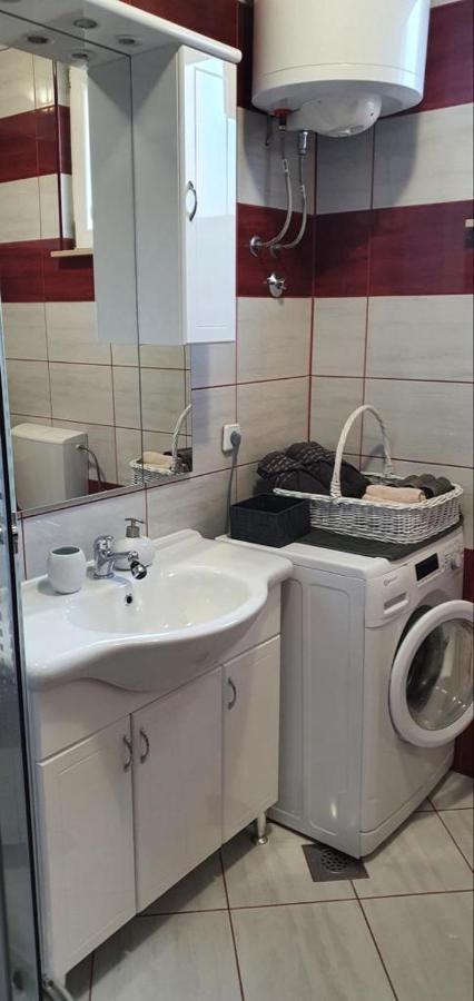 Three Bedroom Apartment Between Trogir And Split Kastela Exterior photo